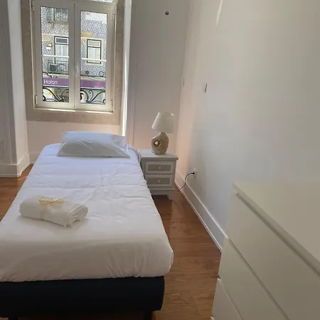 Spacious In - 175 M² - Private Balcony Lägenhet Lisboa