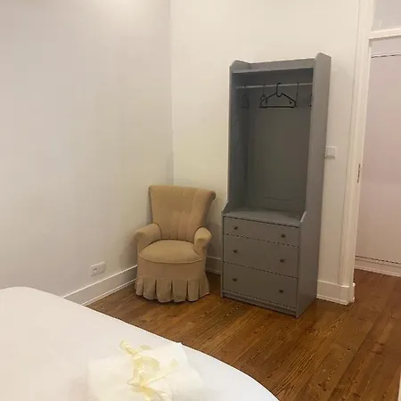 Spacious In - 175 M² - Private Balcony